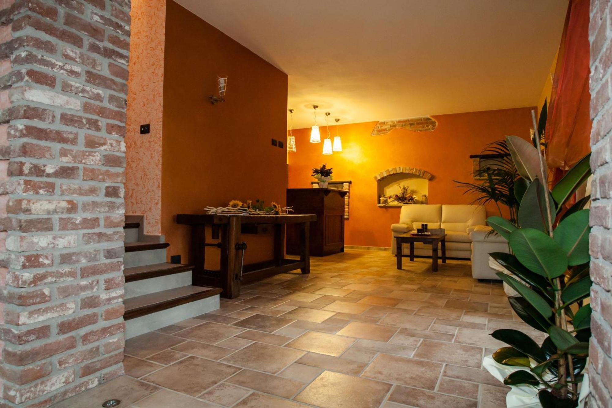Agriturismo La Dimora Del Contadino Mondovi Luaran gambar